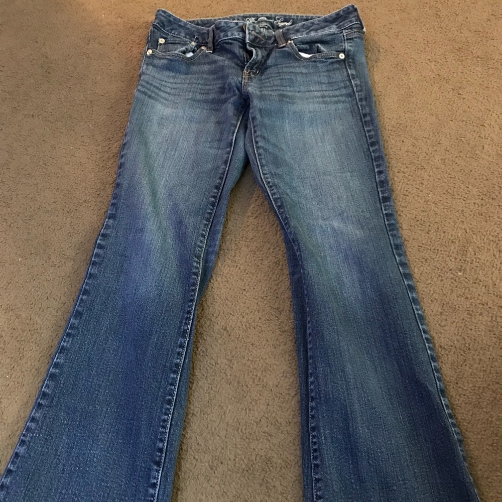 American eagle outfitters medium wash jeans